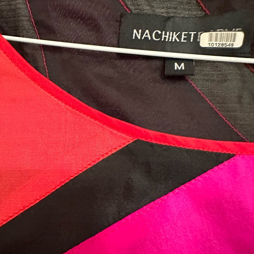 Nachiket Barve Tumeric Spice Sheath, cap sleeve, size medium, colorblock - Picture 4 of 8